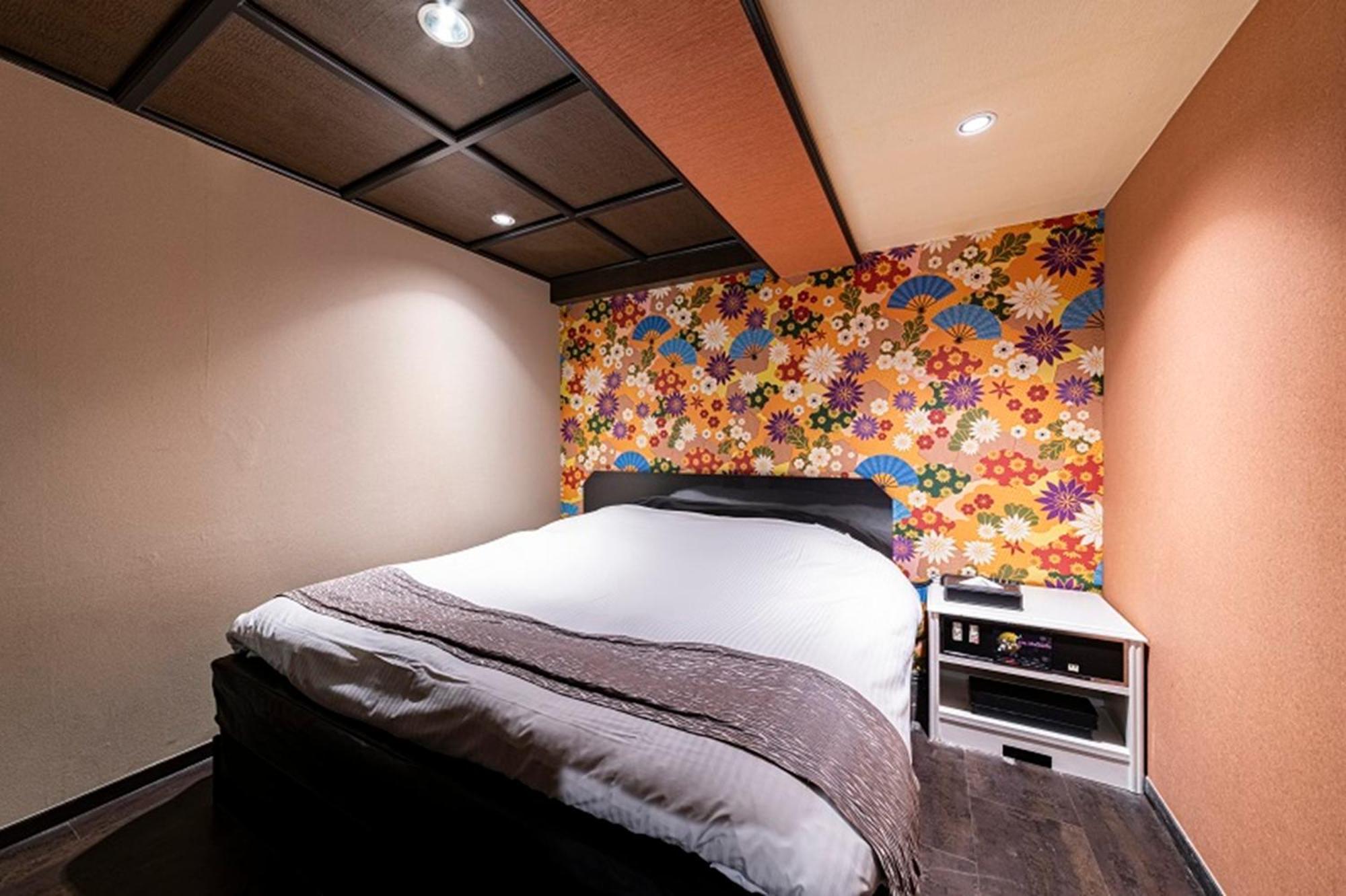 Mai Sakura Adult Only Love hotel